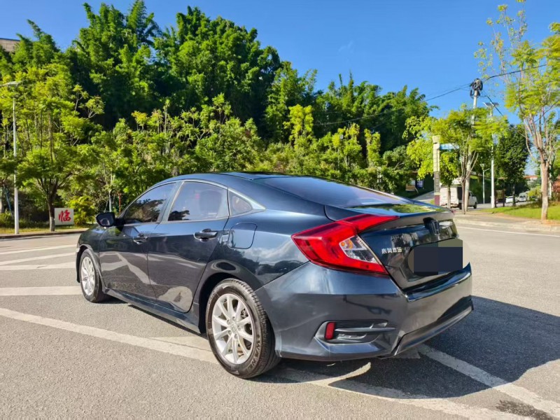 临沧18年本田思域7