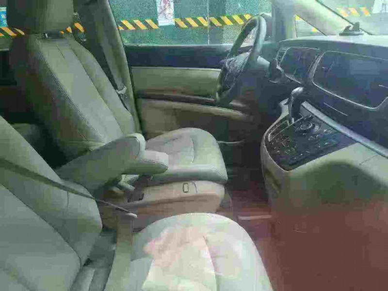 济南20年别克GL83