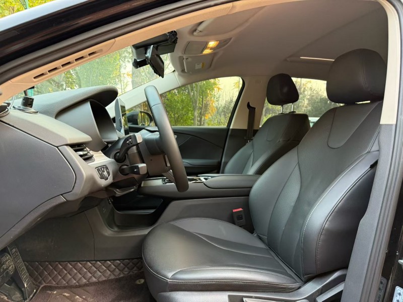 聊城25年红旗E-QM55