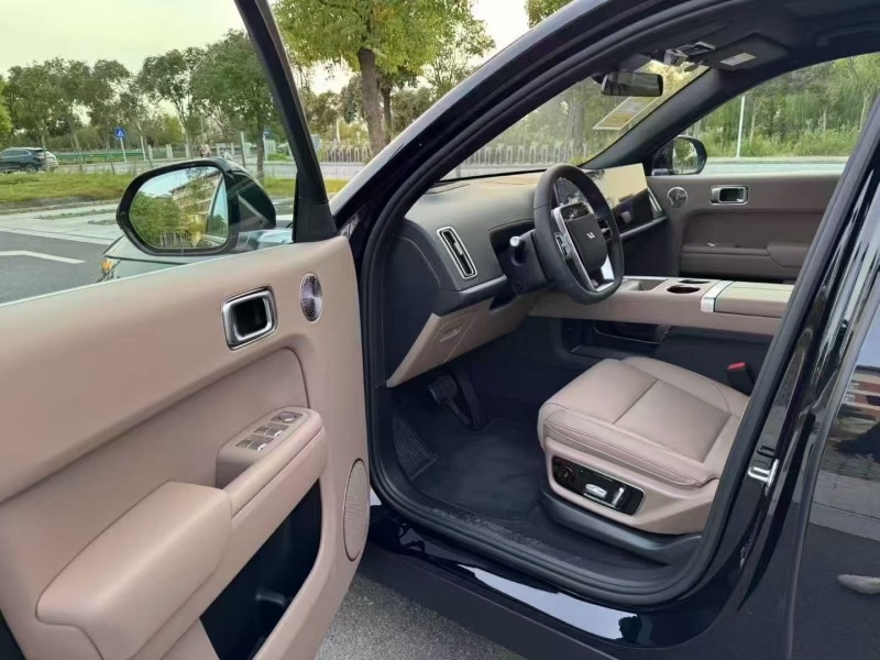 无锡25年理想L77