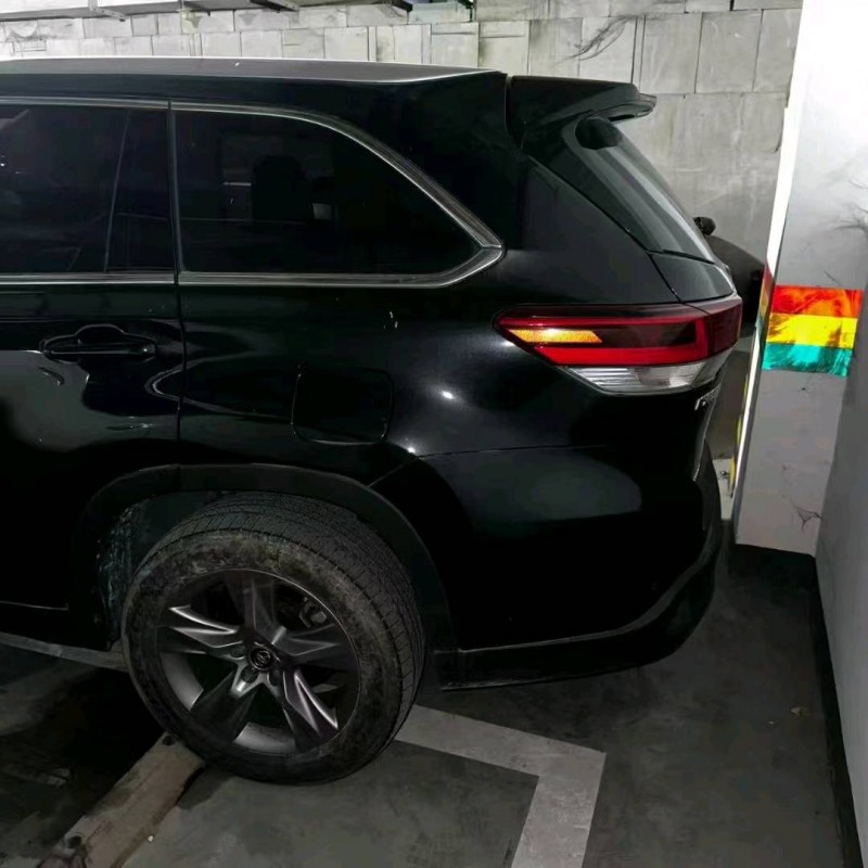 重庆20年丰田汉兰达5