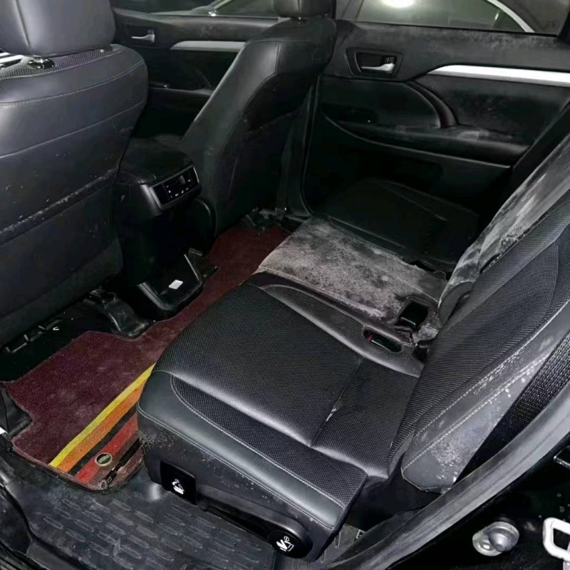 重庆20年丰田汉兰达6