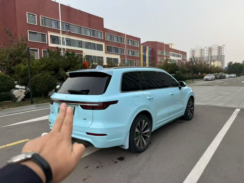 济南21年理想理想ONE8