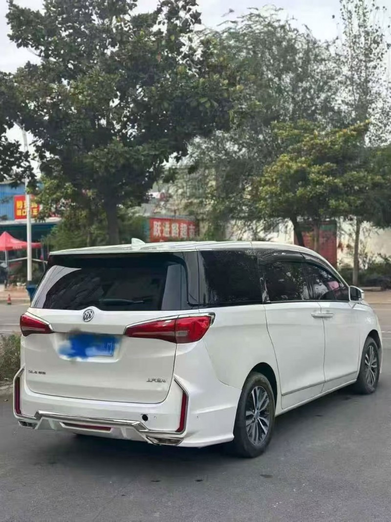 东营17年别克GL87