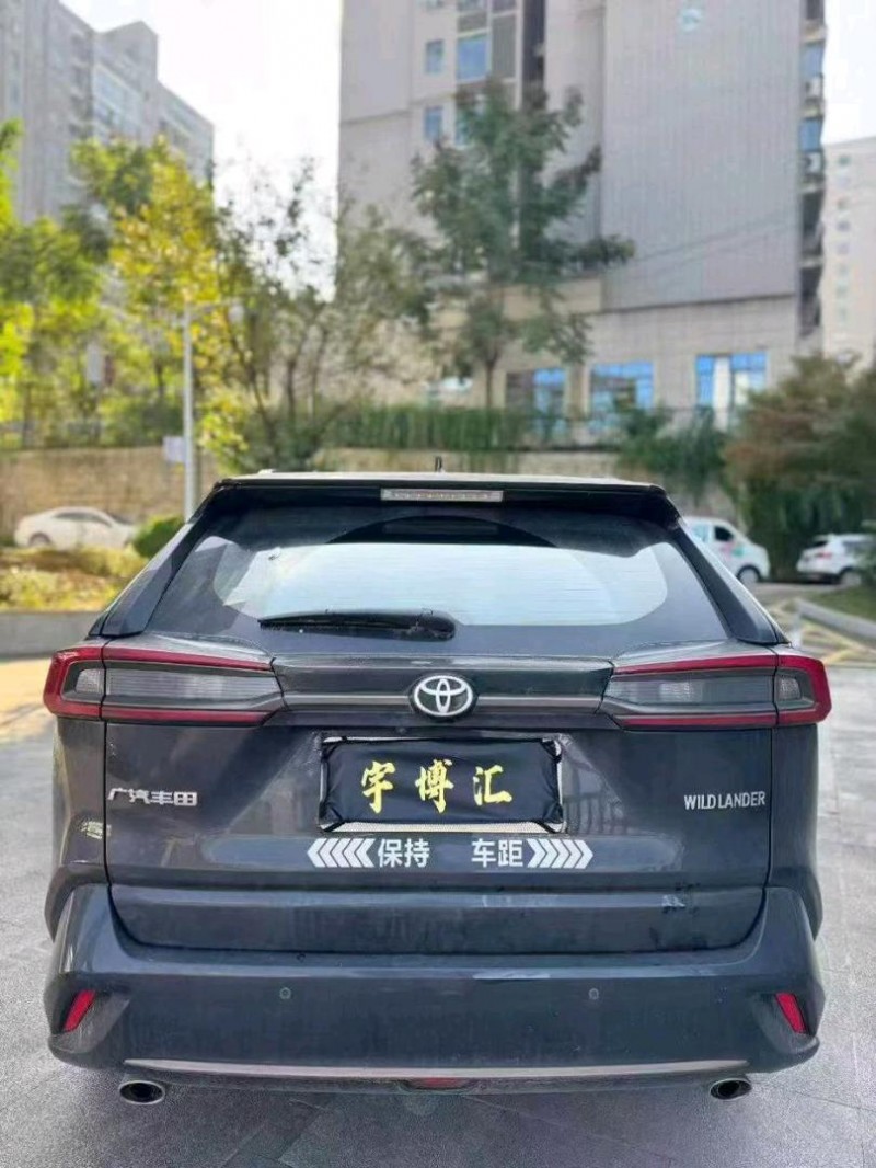 昆明25年丰田威兰达6