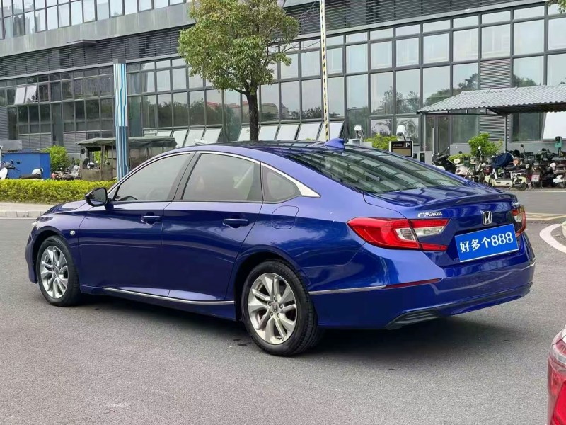 东莞19年本田雅阁7