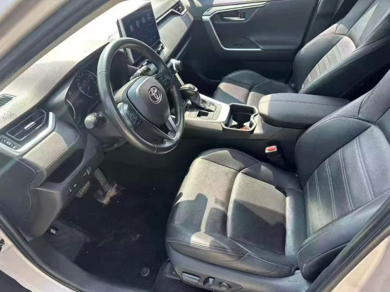 威海20年丰田威兰达5