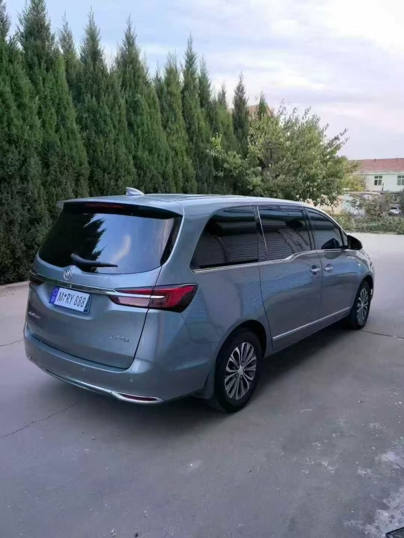 青岛20年别克GL88