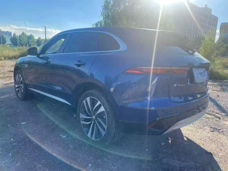 青岛22年捷豹F-PACE9