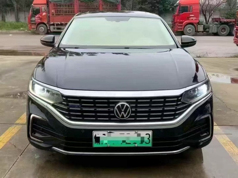 菏泽22年大众帕萨特1