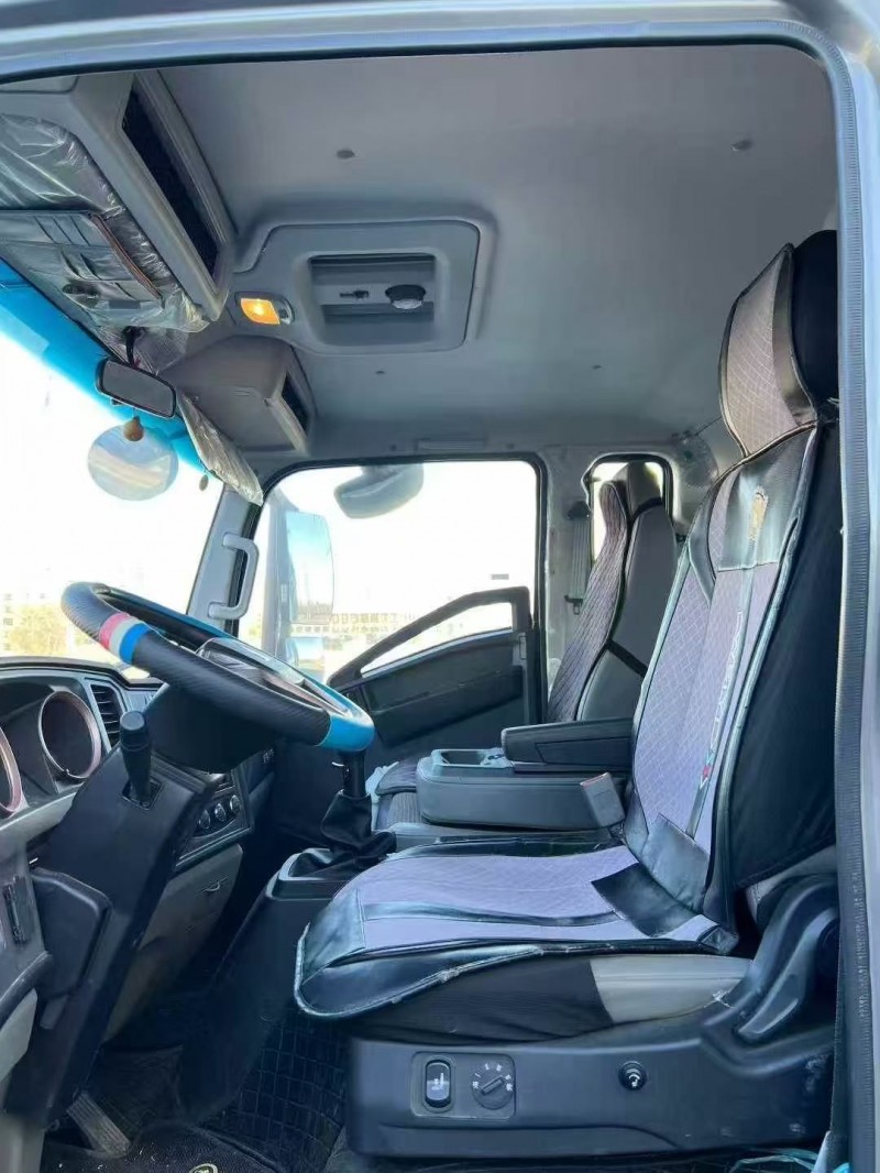 潍坊24年卡车系列重汽豪沃5