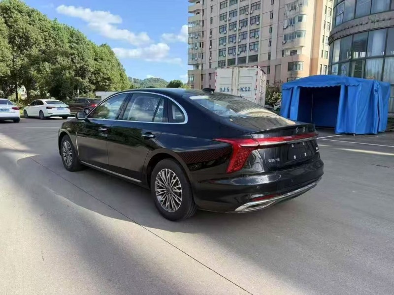 嘉兴25年红旗H57