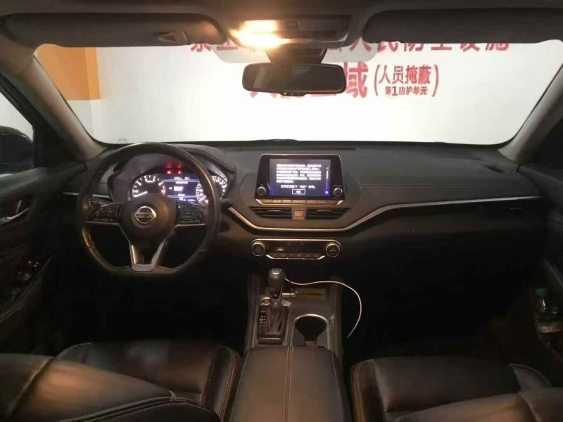 九江20年日产天籁4