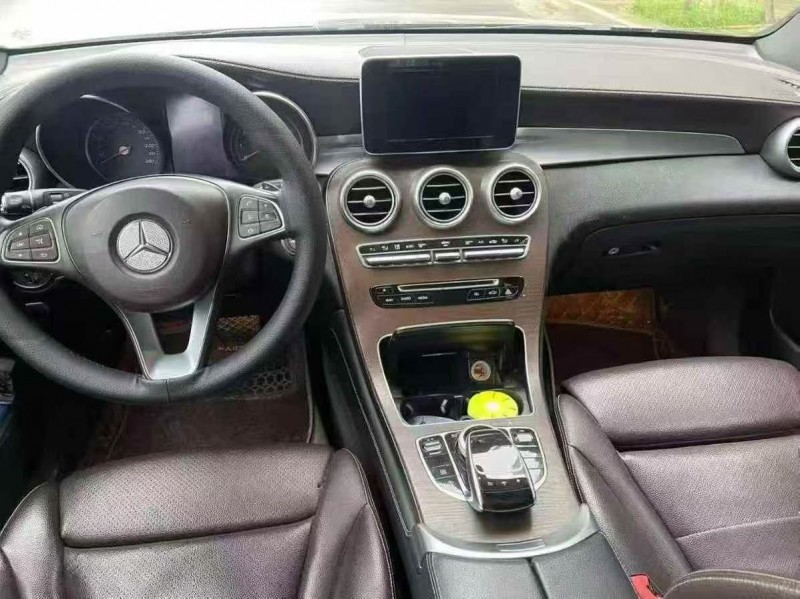 洛阳18年奔驰GLC5