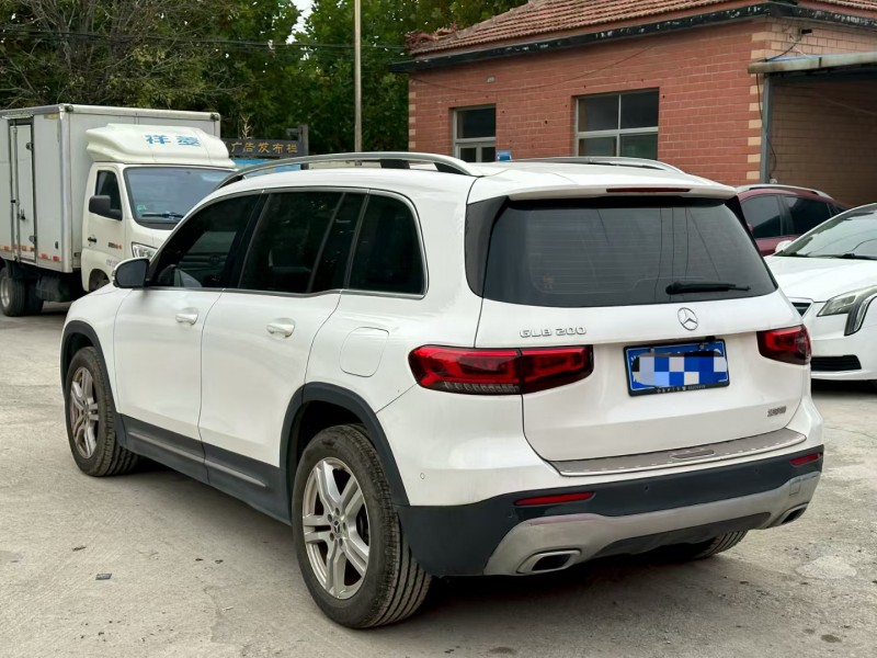 淄博22年奔驰GLB8