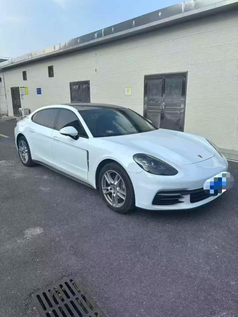 衡阳18年保时捷帕拉梅拉2