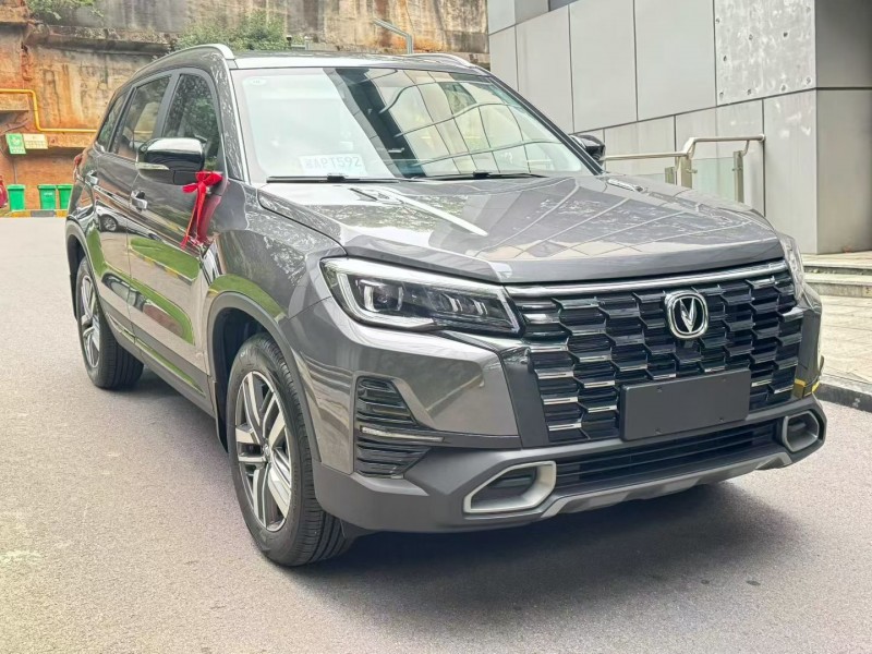 邵阳25年长安汽车CS752