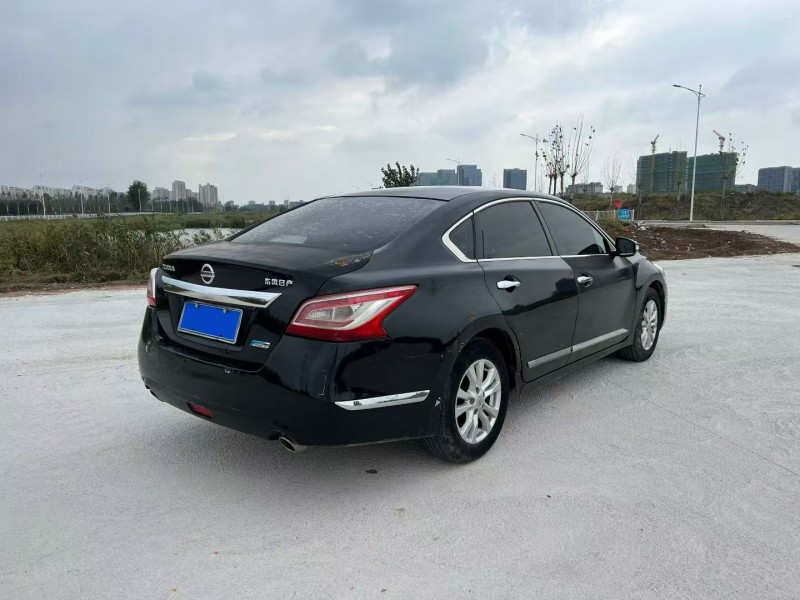 徐州15年日产天籁7