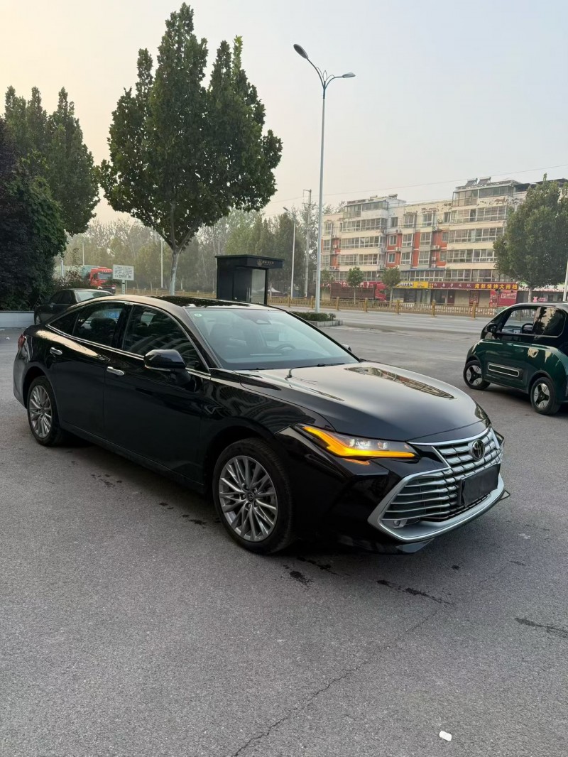 平顶山25年丰田亚洲龙3