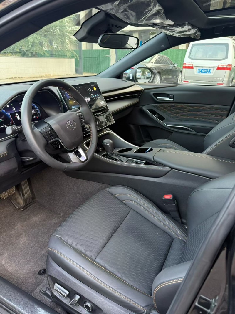 平顶山25年丰田亚洲龙4