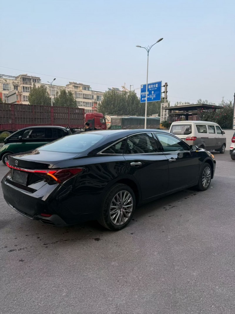 平顶山25年丰田亚洲龙8