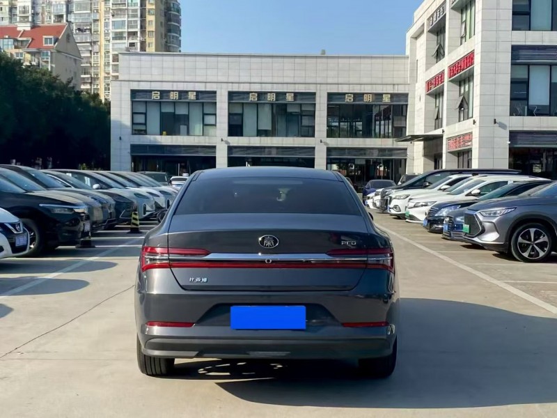 宝鸡21年比亚迪秦8