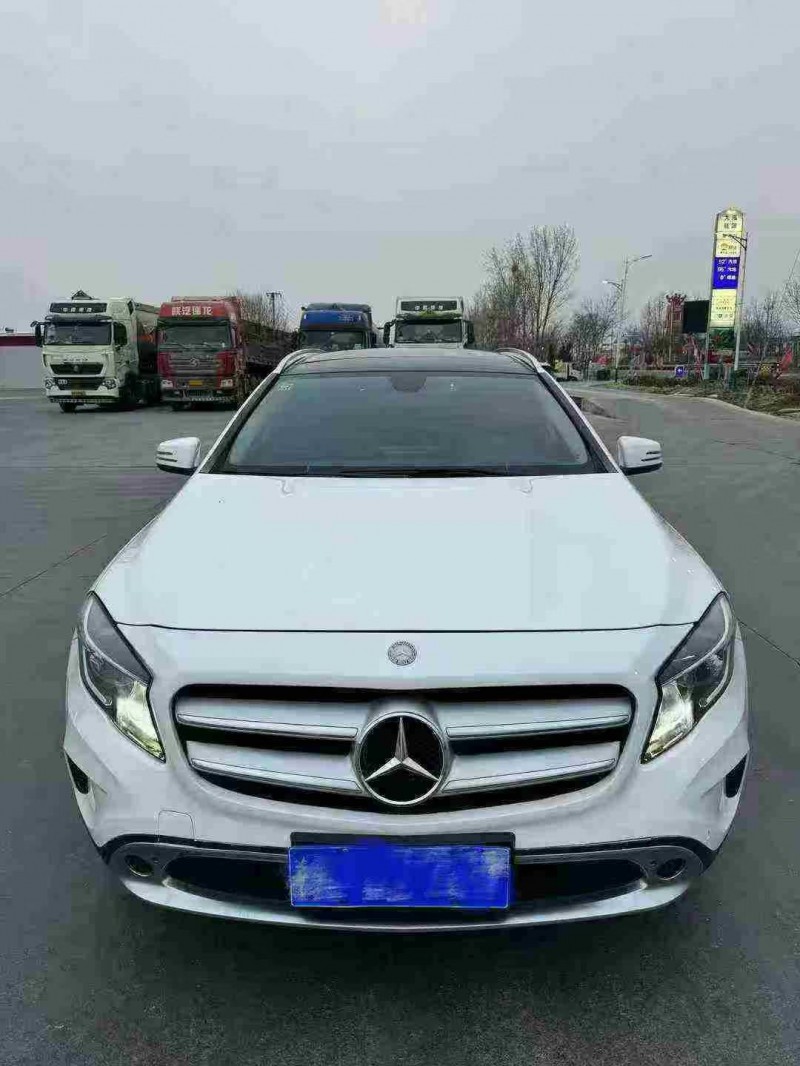 烟台15年奔驰GLA1