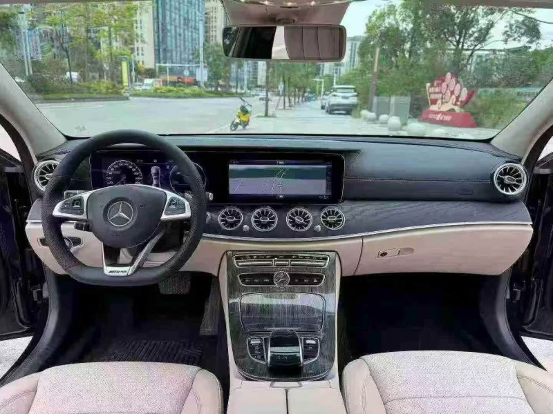 湛江18年奔驰E4