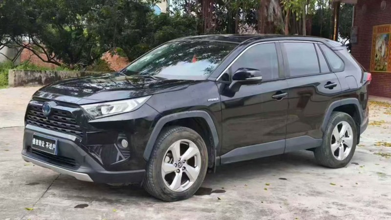 珠海21年丰田RAV4荣放3
