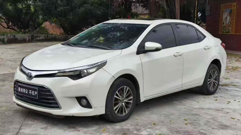 广州16年丰田雷凌2