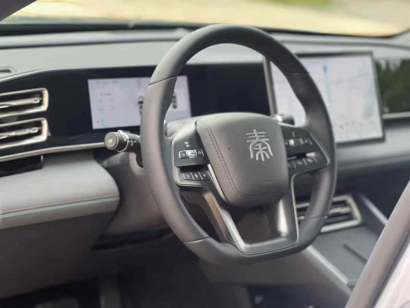 汕头25年比亚迪秦3