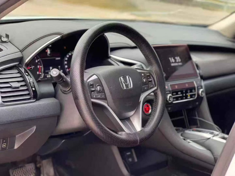 汕头21年本田冠道7