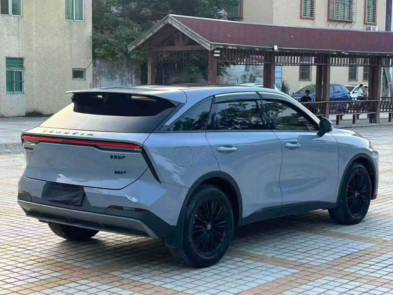 湛江23年启辰大V8