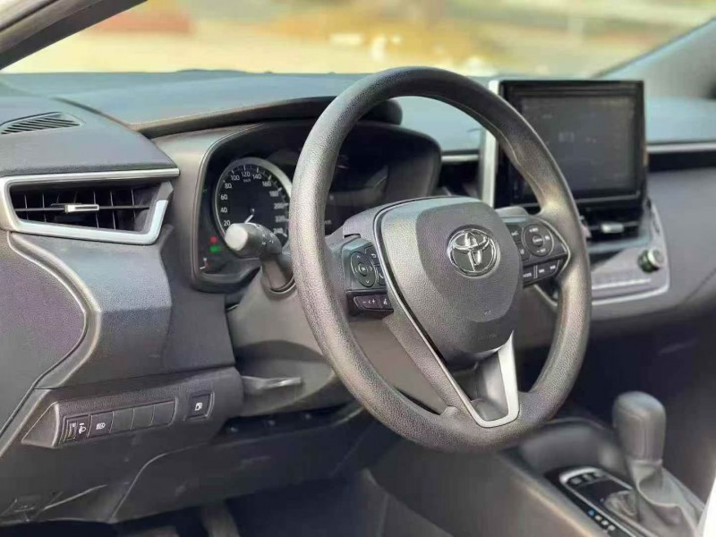 汕头22年丰田雷凌5