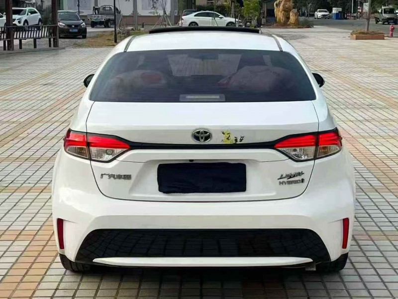 汕头22年丰田雷凌9