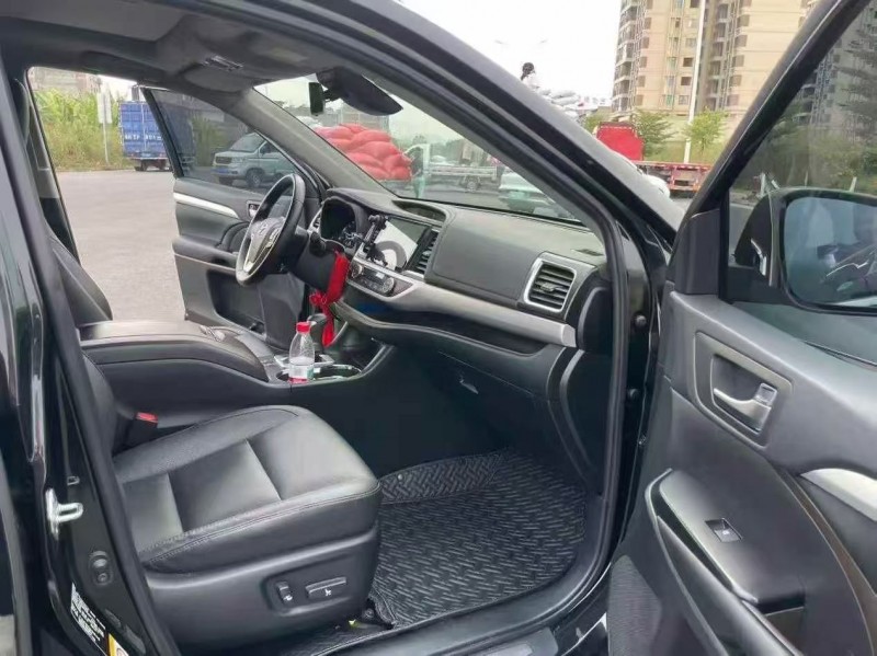 佛山20年丰田汉兰达3