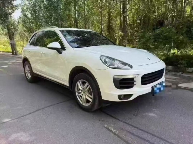 平顶山17年保时捷卡宴3