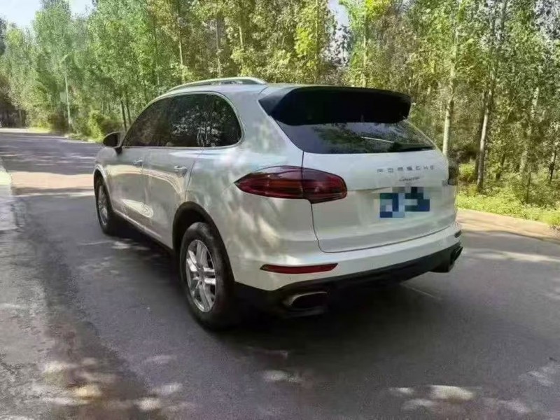 平顶山17年保时捷卡宴7