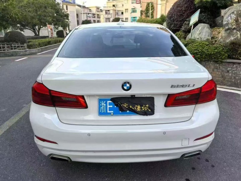 嘉兴18年宝马5系9