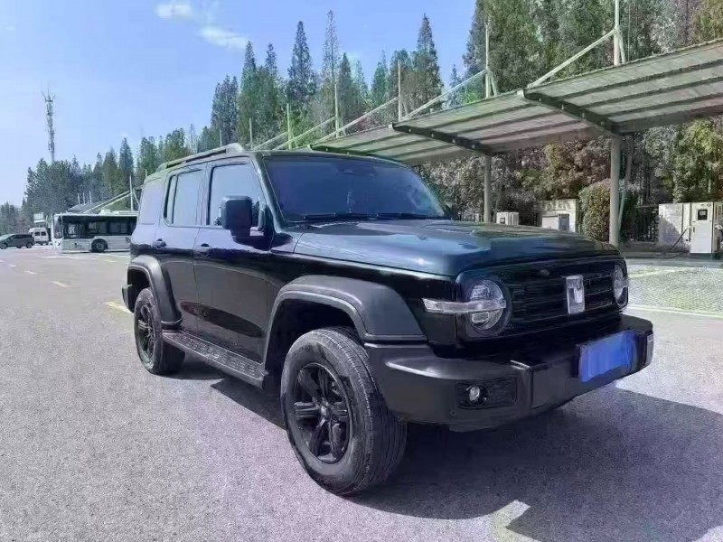 南通25年长城汽车坦克2