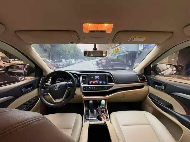 邵阳17年丰田汉兰达4