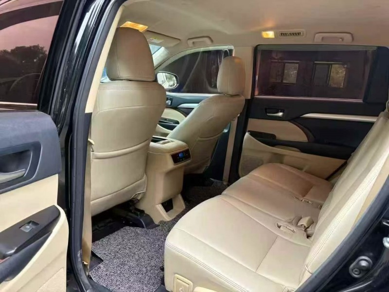 邵阳17年丰田汉兰达5