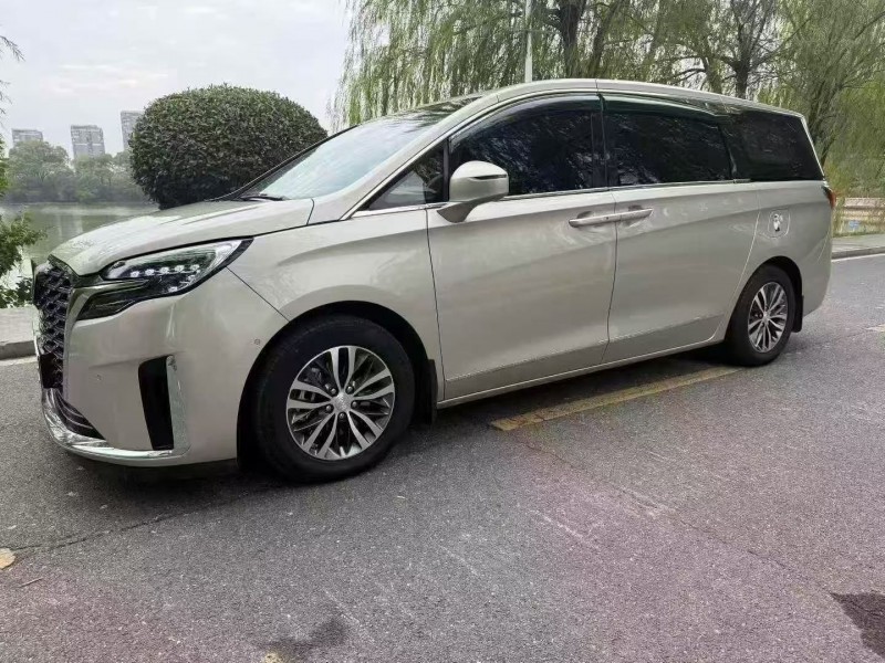 九江21年别克GL83