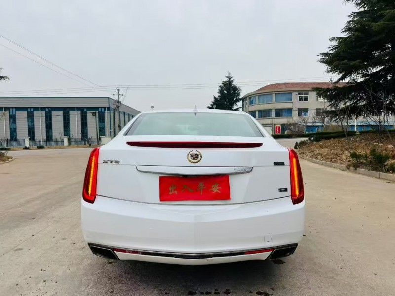 青岛13年凯迪拉克XTS9