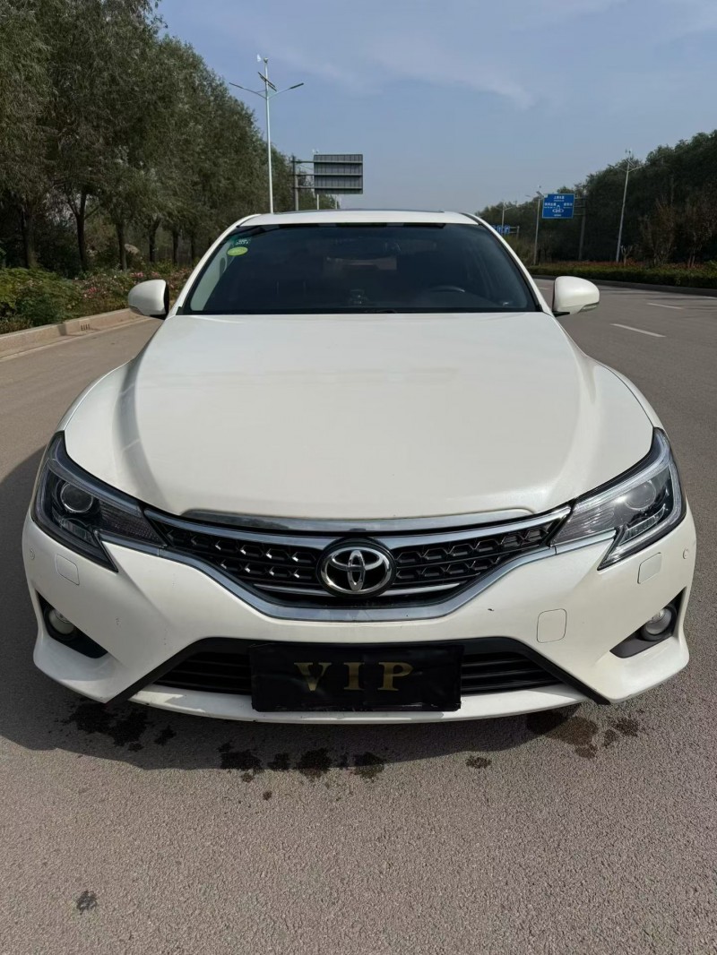 泰安14年丰田锐志1