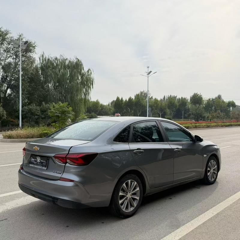 烟台20年雪佛兰科鲁泽5