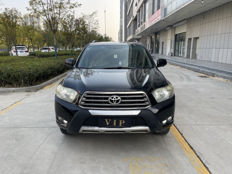 济宁12年丰田汉兰达1