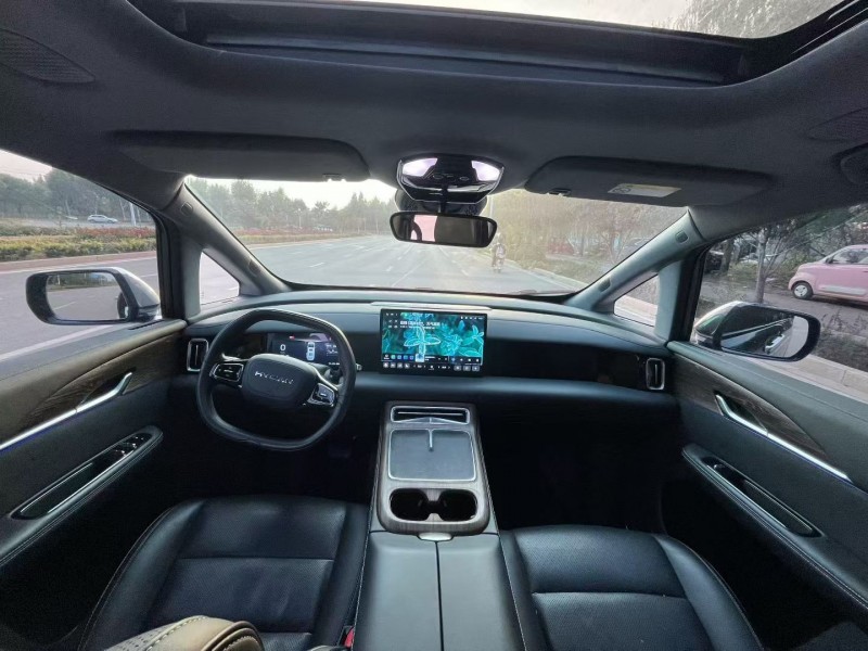 枣庄23年合创汽车V095