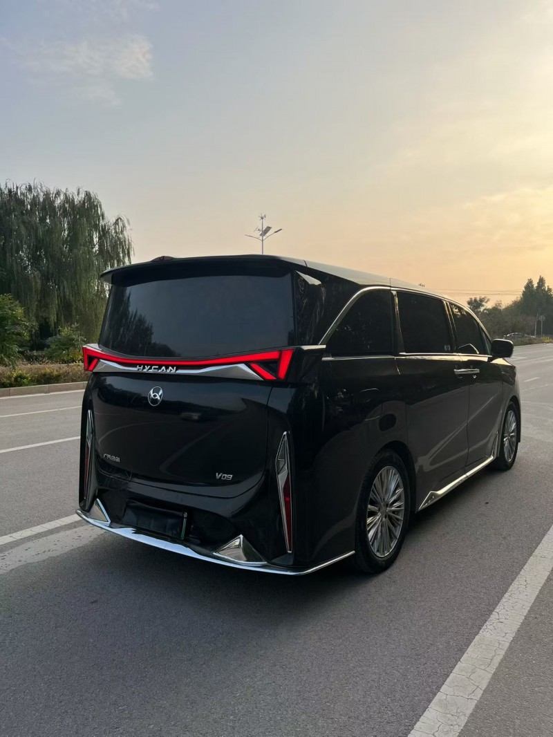 枣庄23年合创汽车V099