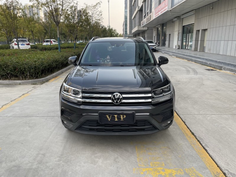 济宁21年大众途岳1